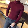 Mäns Tröjor Höst Vinter Turtleneck Pullover Men Slim Fit Koreanska Vertikala Stripes Knitwear Sweater Casual Solid Färg