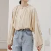 Early Spring Round-necked Women's Shirt Retro Cotton Lantern Sleeve Fashion Blouse Women Blusas Mujer 13029 210427