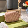 2021 작은 크기의 Womam 핸드백 고품질 소 가죽 크로스 바디 가방 클래식 웨이브 패턴 여성 Luxurys 디자이너 어깨 가방