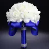 Huwelijksfeest geschenken elegante rozen kunstmatige bruids bloemen bruid bouquet kristal koningsblauw zijden lint buque de noivablue bouquet