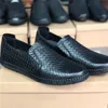 Hochwertige Designer-Herren-Kleiderschuhe, Luxus-Loafer, echtes Leder, italienischer Slip-On, schwarzer Freizeitschuh, atmungsaktiv, mit Box 032