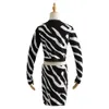 Outono Retro Contraste Color Zebra Cardigan Coreia Único-Breasted Button Breasted Camisola Pacote Mini Saia 1 Set 210429