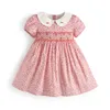 Çocuklar Kız Smocked Çiçek Elbise Bebek Vintage Frocks Toddler İspanyol Skocking Elbise Çocuk Tahmin Giysileri Perter Pan Yaka Q0716