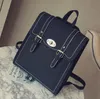 Venta al por mayor de fábrica bolso de hombro de cuero para mujer mochilas retro de costura simple mochila de cuero de tendencia callejera bolso de mujer vertical de gran capacidad