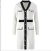 1111 2022 Mailand Runway Herbst Marke Same Style Pullover Langarm Hohe Qualität V-Ausschnitt Schwarz Weiß Kint Pullover Kleid Mode Kleidung Damen YL