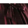 Vintage Bourgogne Bow Tie Mini Robes Femmes Mode Solide Robe plissée Élégante Dames À Manches Longues Chic Robes 210520
