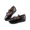 JGSHOWKITO Baby Girl Soft Shoes PU Patent Leather Flats For Girls Kids Little Children Casual Flats Size 21-30 Brand Shoes Cute 211214