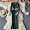 2022 automne hiver nouveau design femmes col en v couleur bloc à manches longues tricoté taille haute midi longue robe pull