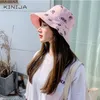 Cappello da pescatore primaverile ed estivo per ragazze Versione coreana Parasole versatile Viaggi Graffiti Red Lip Letter Cap Bucket Beach Cappelli a tesa larga