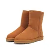 Botas de neve curtas femininas Aus 5825 de alta qualidade, botas macias e confortáveis para manter o calor, couro genuíno, pele de carneiro, pelúcia, cartão, saco de pó, presente para amantes de meninas, U5825