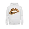 sudadera con estampado de labios