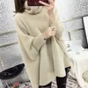 Imiterad mink ull lös stickad fladdermöss skjorta turtleneck cape tröja kvinnlig koreansk temperament höst vinter solid färg pullover 210427