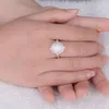 女性の贈り物のための925スターリングシルバーホワイトファイアオパール婚約の結婚指輪210524