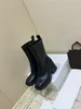 럭셔리 디자이너 여성 레인 부츠 잉글랜드 스타일의 방수 Welly PVC 물 비 신발 신발 신발 빈티지 스퀘어 헤드 슈즈 패션 무릎 -Hi244O