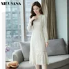 Automne manches longues taille haute Style coréen mince dentelle col rond robes Vintage sur le genou robe femmes 210423