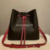 Luxurys Designers NEONOE دلو حقائب كتف حقائب يد زهرة المحافظ الجلدية النساء حمل العلامة التجارية رسالة Crossbody louise Purse vutton Crossbody viuton Bag