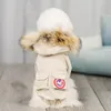 Ropa cálida y suave para perros Chaqueta de invierno para mascotas Ropa para perros pequeños y medianos Abrigos con capucha Mascotas Traje de nieve A prueba de viento Cachorro Parka Abrigo Chihuahua Ropa Para Perro Crema L