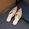 Äkta sommar klackar tofflor låg kvinna läder kvinnor qzyerai skor sandaler öppna tå damer 313 1581646 486959511