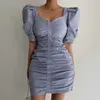 コレヒパアの女性のドレス夏のフランスのエレガントな正方形の襟スリムスリミング折りたたみ折り目の腰のヒップショウビジュカン折りたたみビジド210526