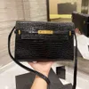 سلسلة أزياء Crossbody Women Lady Lady Handbags أحزمة الكتف Messenger Tote Prester