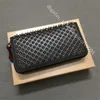 Fashion England Style L￤der Long Square Rivet Pl￥nbok H￶gkvalitativ multifunktionell fack Purse Kortpaket ID Retro Wallet276p