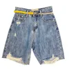 Fabpop Sommardesign Hög midja Rippade hål Elastiska Pärlor Bälte Knee Längd Blå Denim Byxor Half Jeans Kvinnor GB480 210709