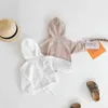 Sommar baby flickor kappa öppen söm huva solskyddsmedel luftkonditionering skjorta barn söt stil outwear e3008 210610