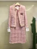 Elegant Pink Plaid Tweed Autumn Winter Women's Woolen Fringed Trim Tassels Brooch Long Sleeve Pearls Short Jacket Coat 210416