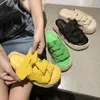 النعال 2021 الأخضر الخبز الصليب زحافات النساء منصة مع الصيف أزياء زقزقة اصبع القدم البغال الشرائح الأحذية عارضة