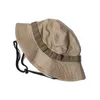 2021 Bucket Hat Cap Fashion Men Stingy Brim Hattar Man Kvinnor Designers Unisex Sunhat Fisherman Caps Broderi Badges Andas avslappnad högkvalitativ H-7155-1