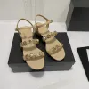 Kvinnor mode klassisk premium märke klänning skor sandaler toppkvalitet sexig dam sommar ny stil sko tre färger storlek: 35-40