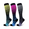 Unisexe Leg Support Stretch Compression Chaussettes Genou Haut / Long Gradient Chaussettes Sports de plein air Chaussettes longues 2 Taille 735 Z2