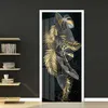 Självhäftande dörrklistermärke Modern Luxury 3D Golden Banana Leaf Bakgrund Living Room Bedroom Door Affisch Vattentät 3d Klistermärken 210722