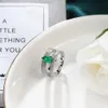 Anello a goccia verde intarsiato con piccoli zirconi gioielli da sposa in oro bianco 18 carati accessori di fidanzamento regalo