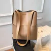 Femmes fourre-tout fournisseur Pu cuir Ladi femme mode luxe épaule sacs à main fourre-tout pour les femmes