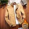 Vinterjacka Män Militär Tjock Utomhus Jacka Mens Fleece Fodrad Bomull Coat Outwear Winter Fashion Male Brand Cargo Jackor Y1109