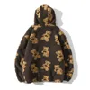 Hip-hopowa kurtka z owczej wełny słodki nadruk niedźwiedzia Oversize zamek błyskawiczny brązowy płaszcz męska damska Harajuku Streetwear luźna para jesienna odzież wierzchnia X0710