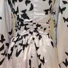 VGH vestido blanco estampado para mujer cuello en V manga larga cintura alta fruncido ajustado elegante Midi vestidos mujer coreana primavera moda 210421