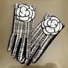 Five Fingers Gloves Brand Designer Winter Warm Plus Velvet Thicken Touch Screen Cashmere Mittens Grid Big Flower For Womeninvierno
