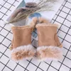 Womens Faux Konijnenbont Handschoenen Meisje Winter Vingerloze Hand Polshandschoen Half-Vingers Handschoenen Kerstfeest Gift