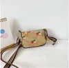 Crianças Bolsa de morango de alta qualidade Moda Princesa Bolsas Cross Body Bag Menina Bucket Bucket