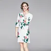 Designer Spring Women Elegant Blomstryckad Klänning Mode Lös Party Robe Kvinna Vit Casual Mini Dresses Vestidos 210525