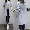 Trench da donna Giacca a vento oversize da donna con fodera Primavera Autunno Coreano Temperamento casual Cerniera Giacca a coda di rondine con cappuccio