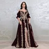 Lüks Bordo Deniz Kızı Fas Kaftan Örgün Abiye Yarım Kollu Seksi Yarık Ön Dantel Kristaller Boncuk Arapça Dubai Özel Durum Abiye Balo Elbise