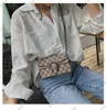 高品質の高級デザイナーレディースバッグファッションクラッチレザースライドシングルウォレット男性ヘビの小さなショルダーバッグトートクロスボディウォレットフリーハンドバッグ財布