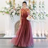 2022優雅なAライン花嫁のドレスクリスクロスプリーツボヘミアンブリッジテーブルガウンRUCHEDフロアの長さチュール結婚式のゲストドレス
