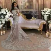 Dubai Arabic Plus Size Silver Mermaid Bröllopsklänningar Court Tåg Beaded Crystals Jewel Långärmad Brudklänning Kappor Vestidos