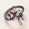 Pierścionki ślubne Śliczne żeńskie różowe kryształowy kamienny pierścionek Vintage 14KT Black Gold for Women Charm Bride Liść Zaręcze