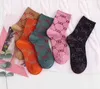 2021 Designers Hommes Femmes Chaussettes Cinq Marques Luxe Sports Hiver Maille Lettre Imprimé Chaussette Coton Avec boîte rthyrr