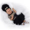 KeIni Black Africa Reborn Full Silicone Dolls 23 tum LifeLike Nyfödd Småbarn Bad Dolls Toy Kids Playmate Födelsedagspresent Q0910